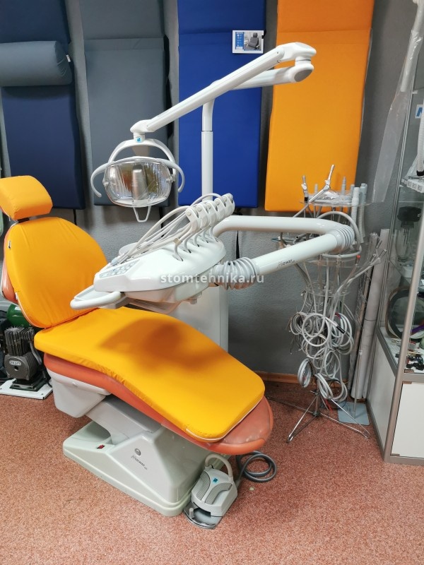 Стоматологическая установка Fedesa Midway б/у, в комплект  входит стул и помпа, производство Испания