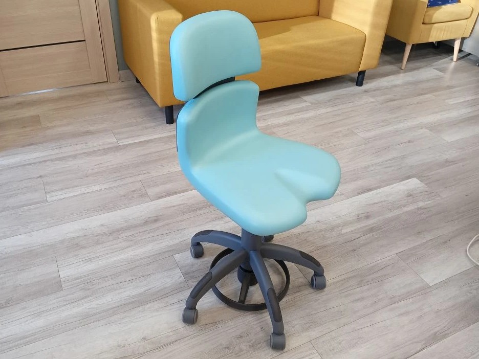 Стул стоматолога Sirona Hugo